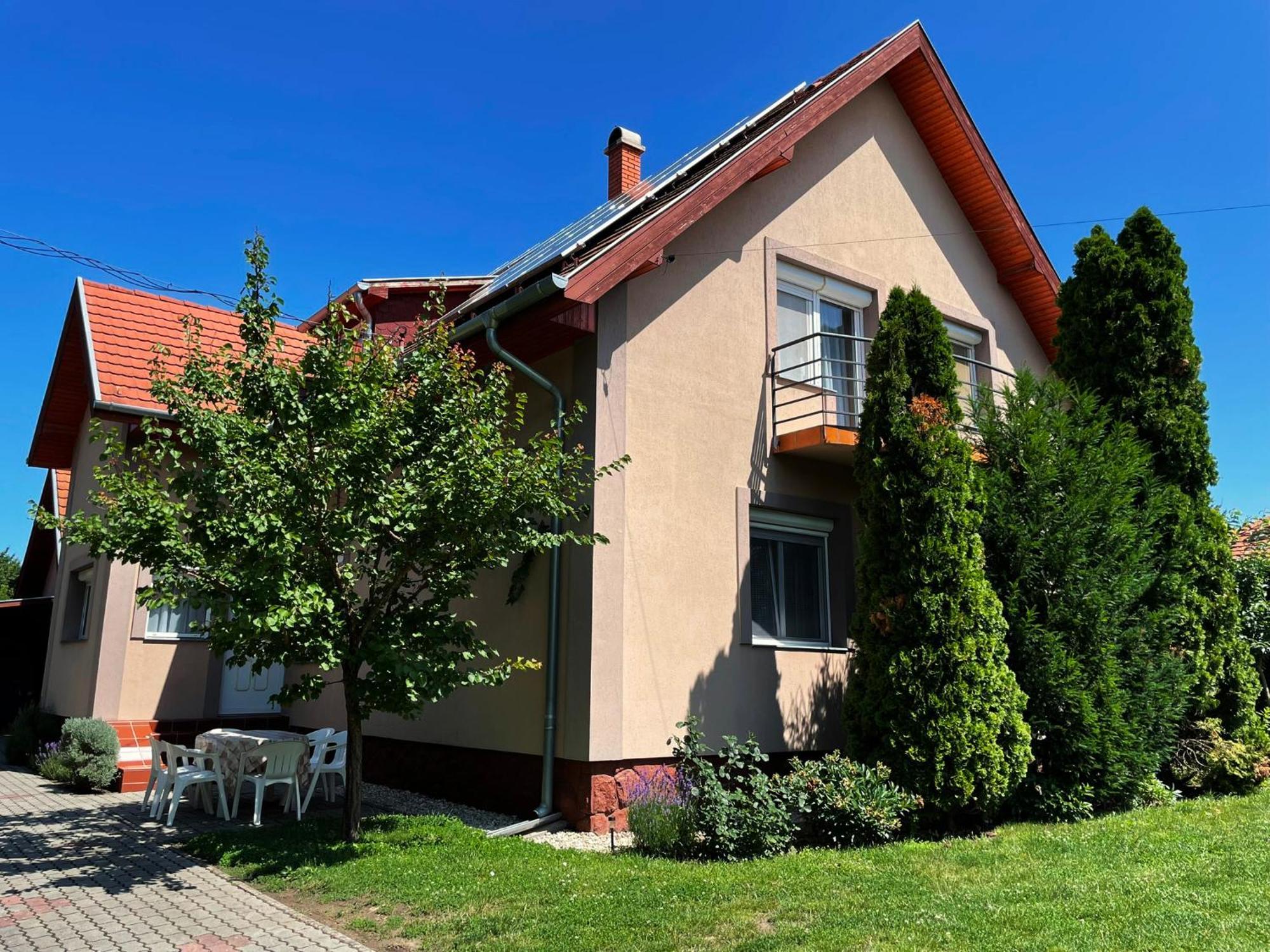 Lavender Apartment Шіофок Екстер'єр фото