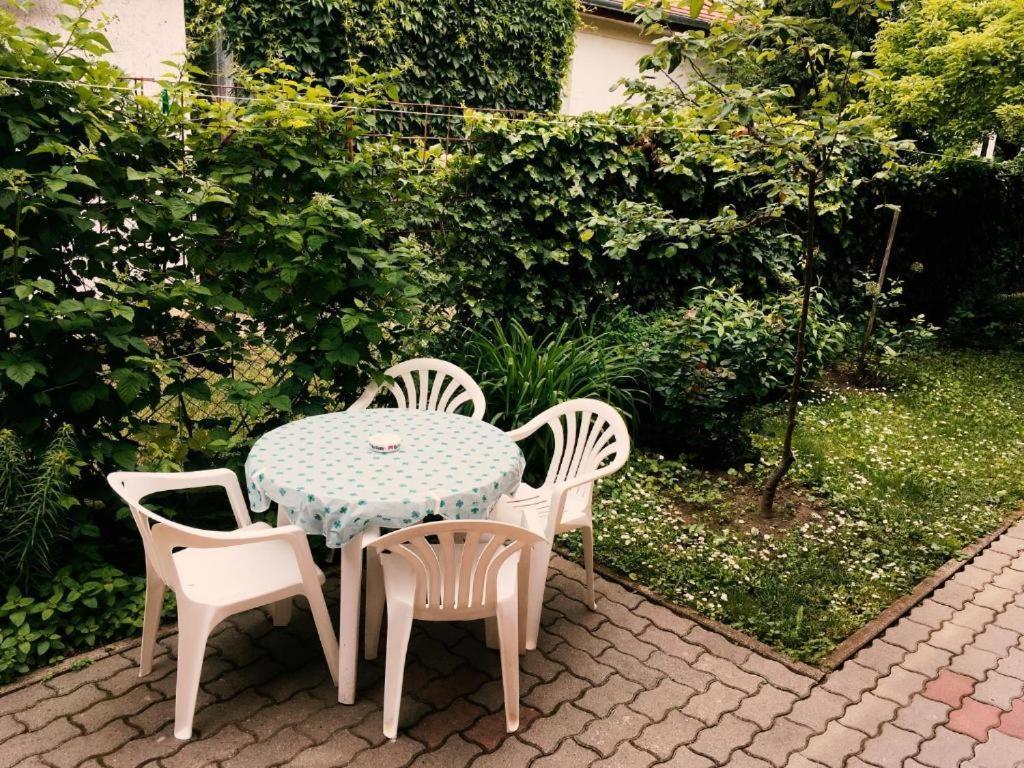 Lavender Apartment Шіофок Екстер'єр фото