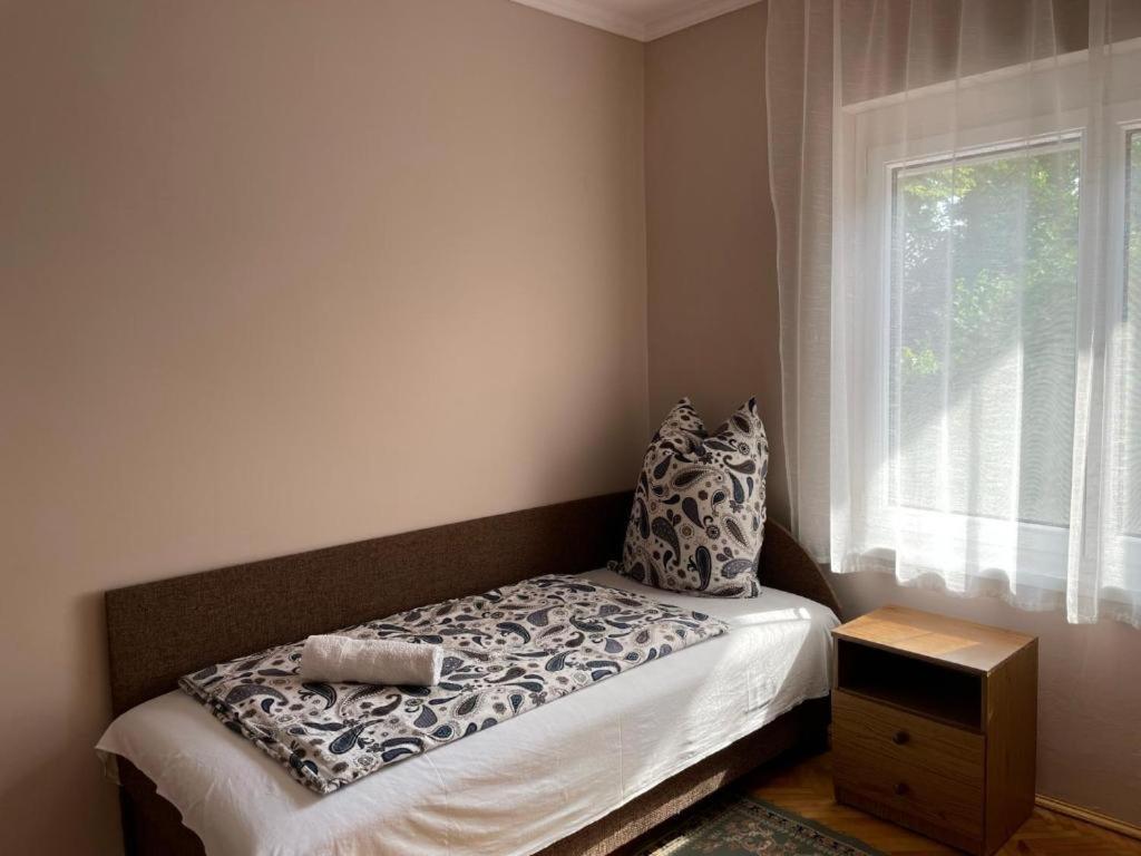 Lavender Apartment Шіофок Екстер'єр фото