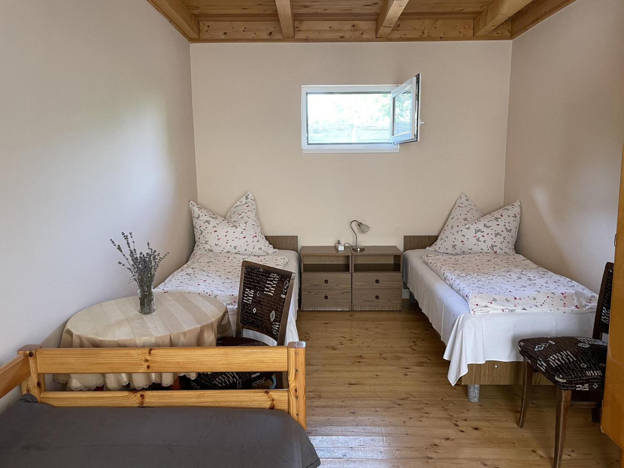Lavender Apartment Шіофок Екстер'єр фото